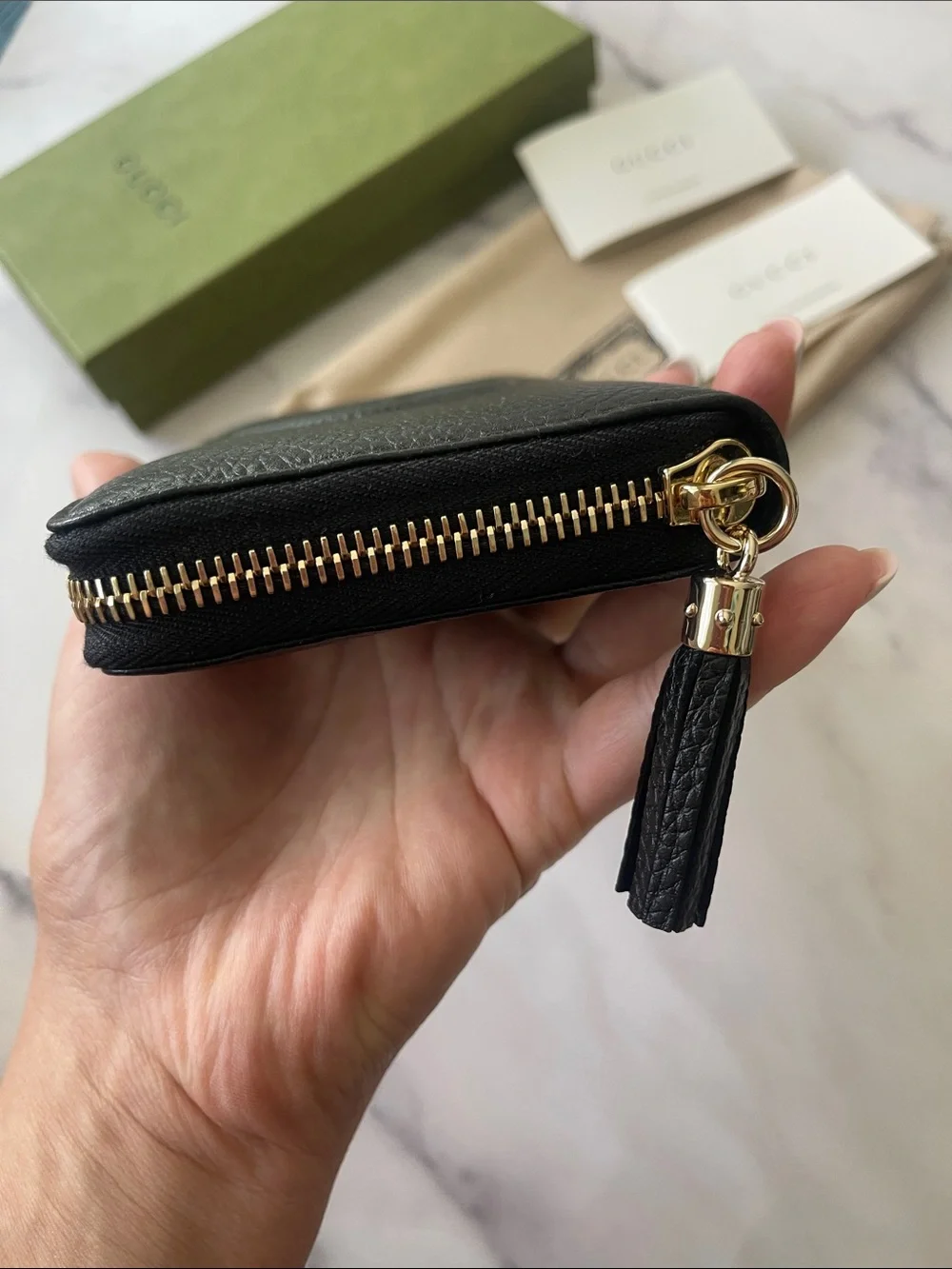 $1,170 New, Authentic Gucci Black Pebbled Leather Zip Wallet with Interlocking G - Picture 9 of 13